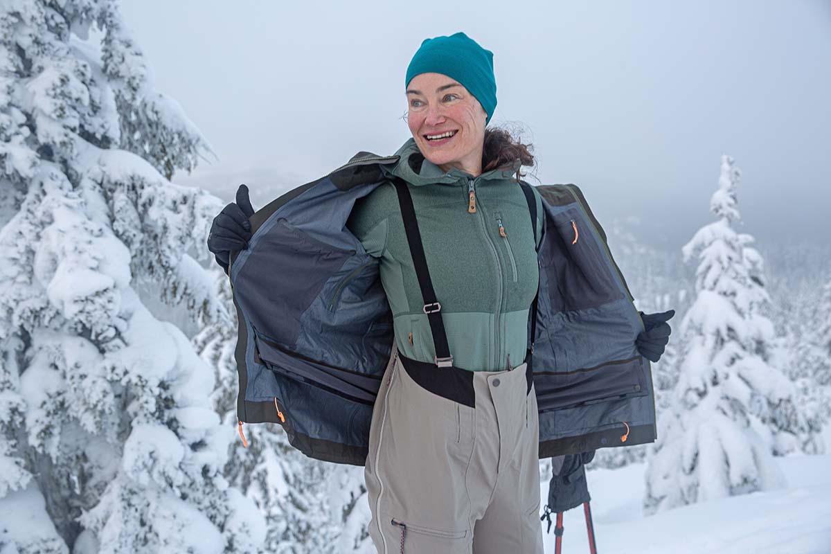 Best Women's Ski Jackets of 2025 | Switchback Tested